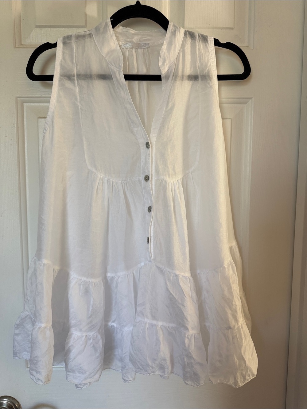Sleeveless White Tiered Button Front Top white tencel made in Italy medium - Picture 1 of 5
